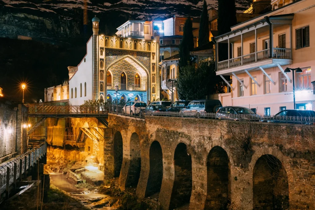 tbilisi-georgia-night-scenic-view-of-abanotubani-2023-11-27-05-27-15-utc